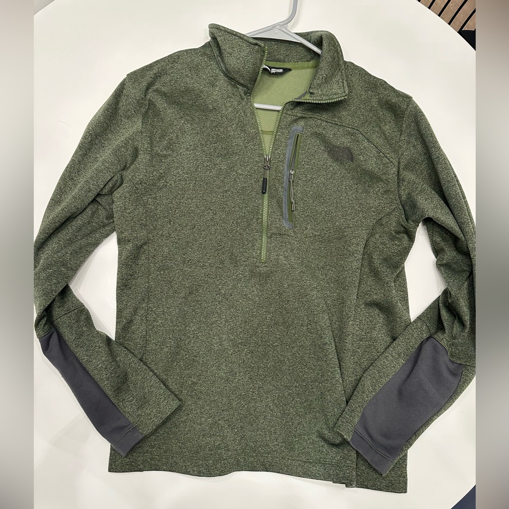 Men’s north face medium quarter zip